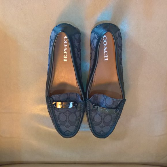 Coach shoes - Picture 3 of 6